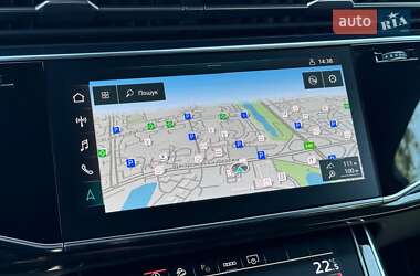 Внедорожник / Кроссовер Audi Q7 2021 в 