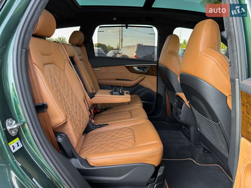 Внедорожник / Кроссовер Audi Q7 2021 в Луцке
