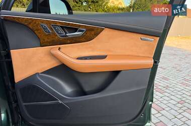 Внедорожник / Кроссовер Audi Q7 2021 в 