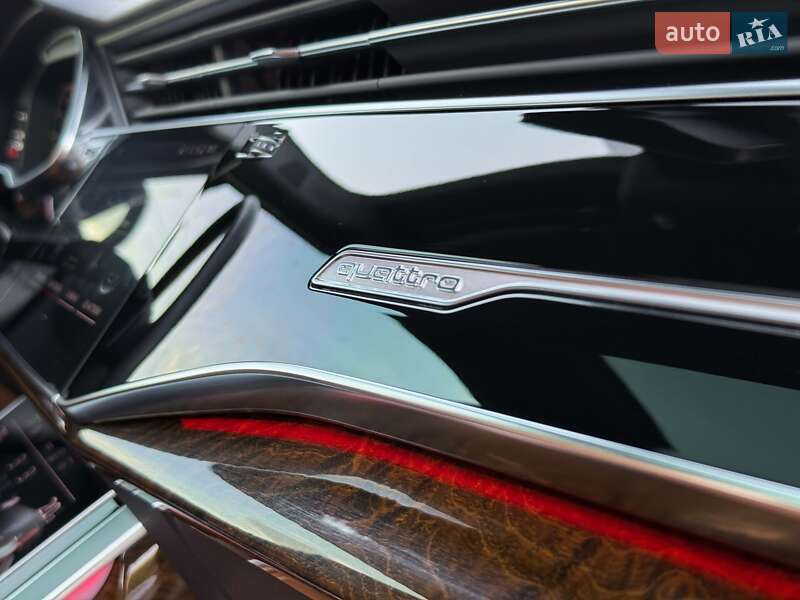 Внедорожник / Кроссовер Audi Q7 2021 в Луцке