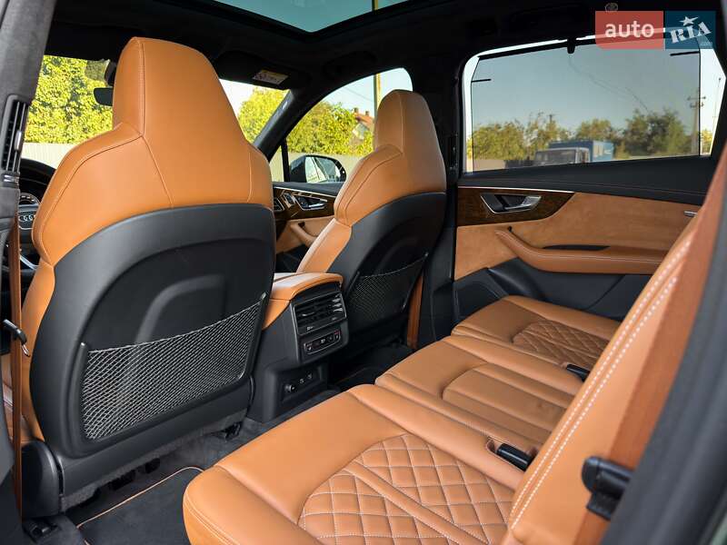 Внедорожник / Кроссовер Audi Q7 2021 в Луцке