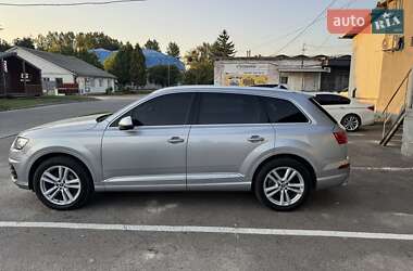 Внедорожник / Кроссовер Audi Q7 2017 в 