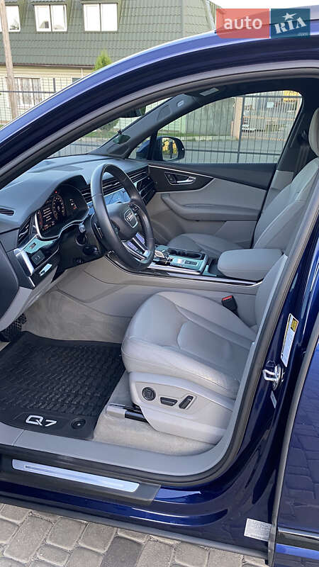Внедорожник / Кроссовер Audi Q7 2021 в Белой Церкви