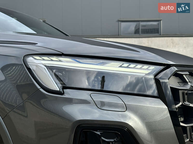 Внедорожник / Кроссовер Audi Q7 2025 в Киеве