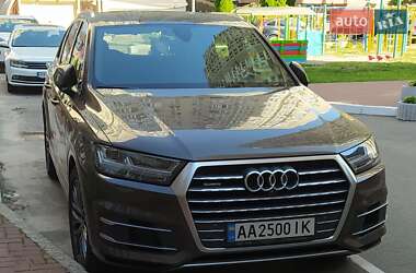 Audi Q7 2016