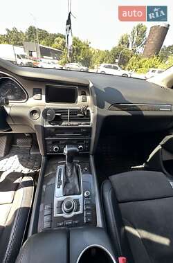 Внедорожник / Кроссовер Audi Q7 2014 в 