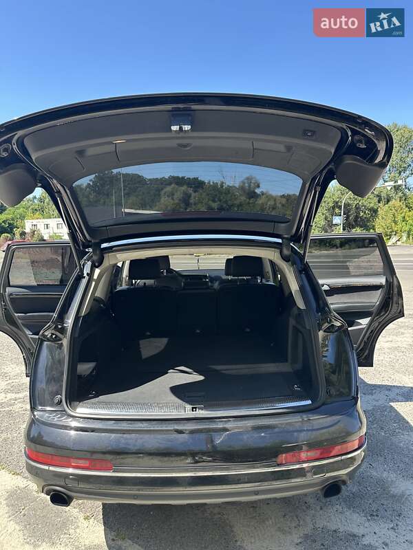 Позашляховик / Кросовер Audi Q7 2014 в Києві