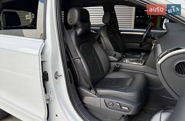 Внедорожник / Кроссовер Audi Q7 2014 в 