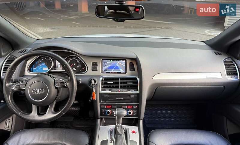 Позашляховик / Кросовер Audi Q7 2014 в Києві