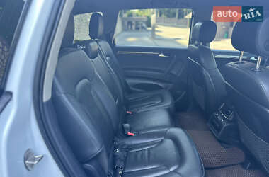 Внедорожник / Кроссовер Audi Q7 2013 в 