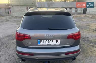 Внедорожник / Кроссовер Audi Q7 2013 в 