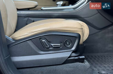 Внедорожник / Кроссовер Audi Q7 2020 в 
