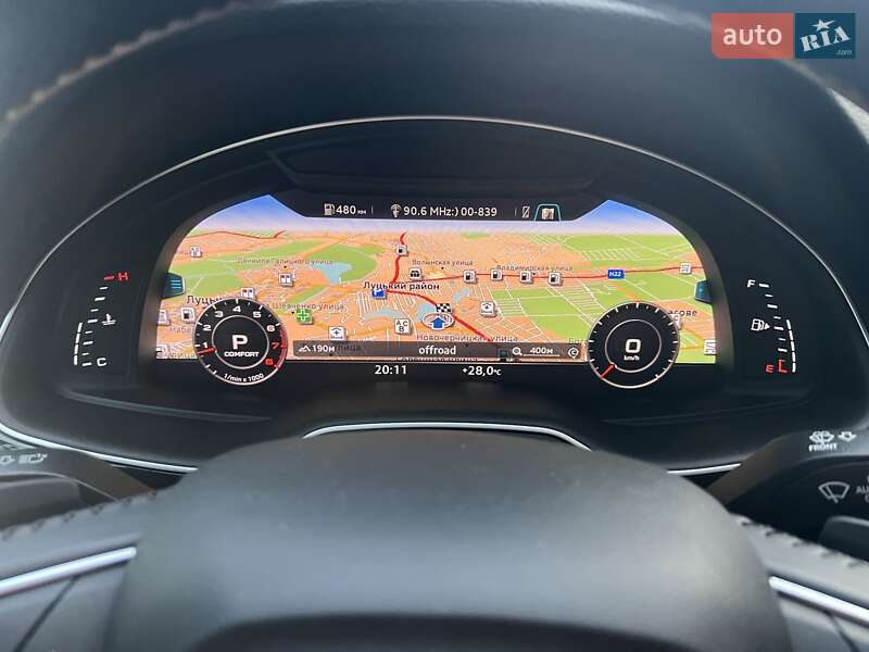 Позашляховик / Кросовер Audi Q7 2017 в Києві