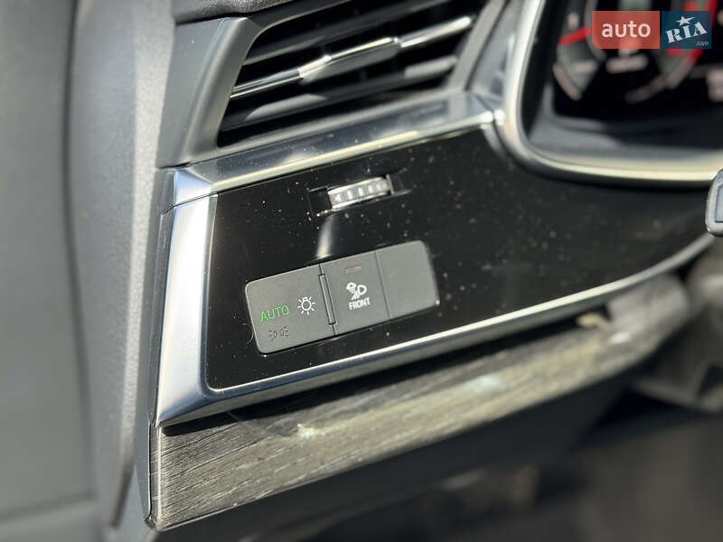 Внедорожник / Кроссовер Audi Q7 2021 в Киеве