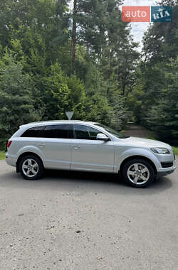 Внедорожник / Кроссовер Audi Q7 2013 в 