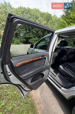 Внедорожник / Кроссовер Audi Q7 2013 в 