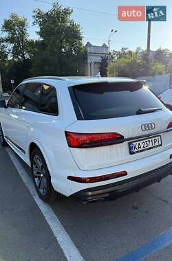 Внедорожник / Кроссовер Audi Q7 2025 в 