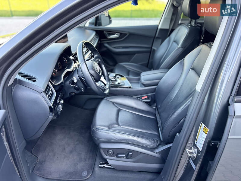 Внедорожник / Кроссовер Audi Q7 2019 в Черновцах