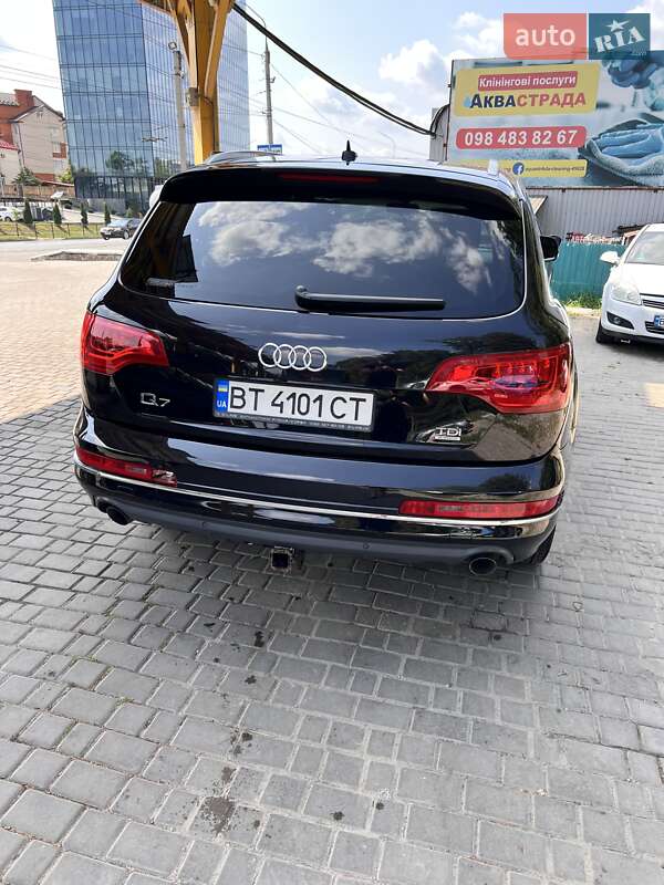 Внедорожник / Кроссовер Audi Q7 2011 в Тернополе