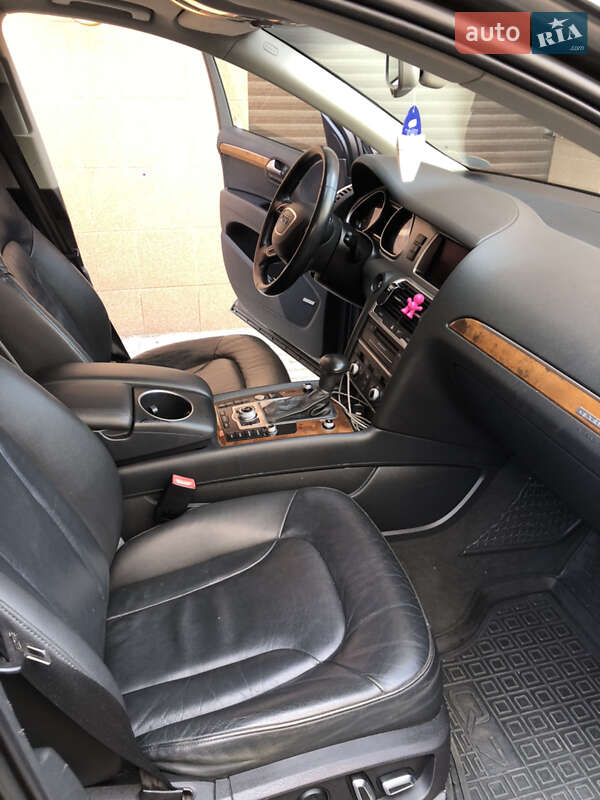 Позашляховик / Кросовер Audi Q7 2015 в Хмельницькому фото 17 Позашляховик / Кросовер Audi Q7 2015 в Хмельницькому