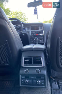 Внедорожник / Кроссовер Audi Q7 2007 в 