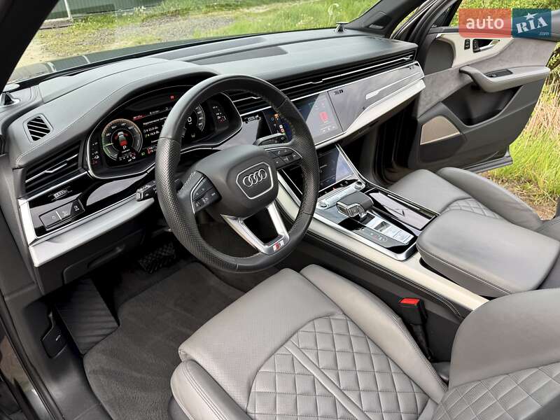 Внедорожник / Кроссовер Audi Q7 2021 в Киеве