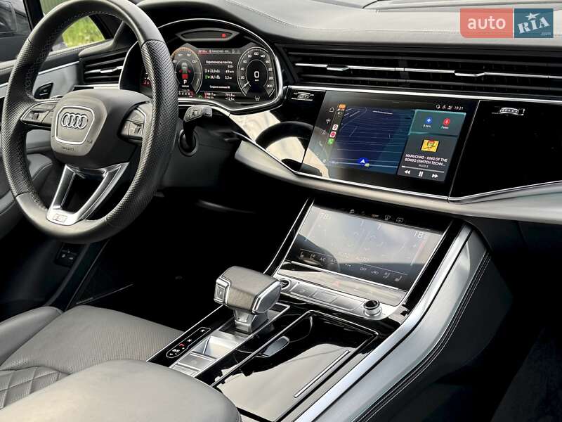 Внедорожник / Кроссовер Audi Q7 2021 в Киеве