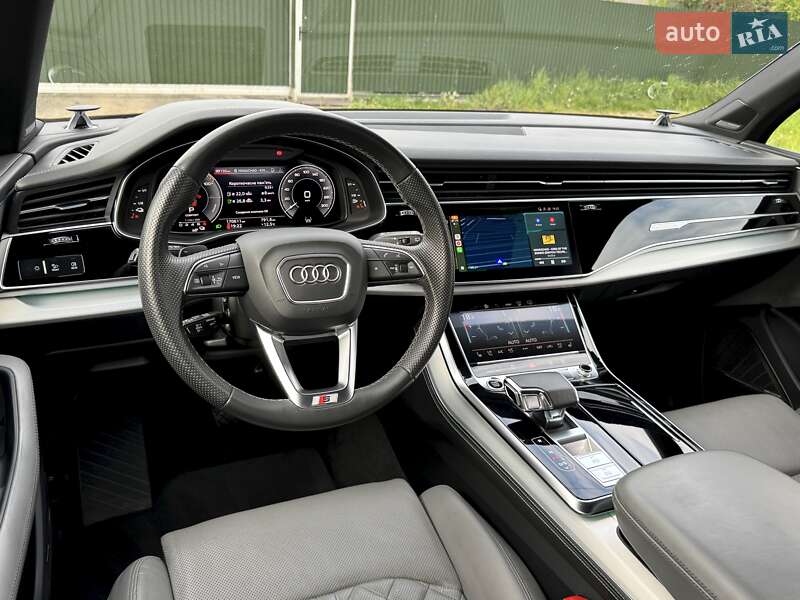 Внедорожник / Кроссовер Audi Q7 2021 в Киеве