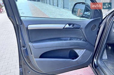 Внедорожник / Кроссовер Audi Q7 2007 в 