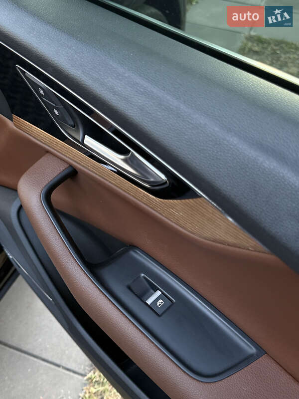 Позашляховик / Кросовер Audi Q7 2016 в Луцьку