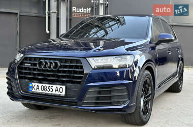 Внедорожник / Кроссовер Audi Q7 2018 в 