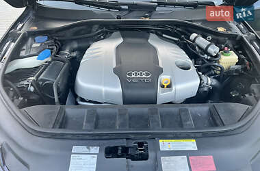 Позашляховик / Кросовер Audi Q7 2013 в 