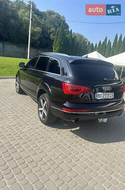 Внедорожник / Кроссовер Audi Q7 2010 в 