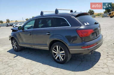 Позашляховик / Кросовер Audi Q7 2013 в 