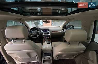 Внедорожник / Кроссовер Audi Q7 2013 в 
