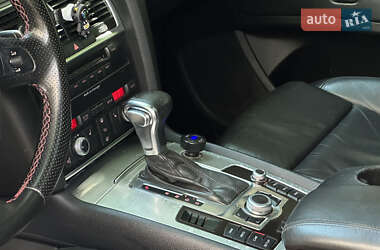 Внедорожник / Кроссовер Audi Q7 2007 в 