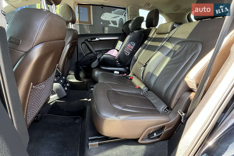 Позашляховик / Кросовер Audi Q7 2012 в Стрию