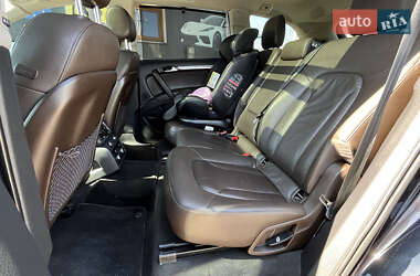 Внедорожник / Кроссовер Audi Q7 2012 в 
