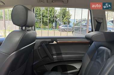 Внедорожник / Кроссовер Audi Q7 2011 в 