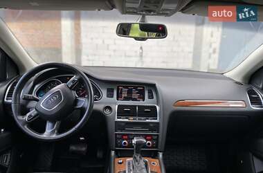 Внедорожник / Кроссовер Audi Q7 2014 в 