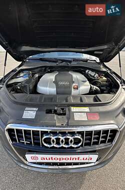 Внедорожник / Кроссовер Audi Q7 2013 в 