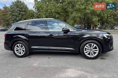 Внедорожник / Кроссовер Audi Q7 2025 в 