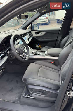Внедорожник / Кроссовер Audi Q7 2025 в 