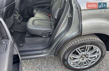 Внедорожник / Кроссовер Audi Q7 2014 в 