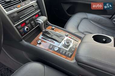 Внедорожник / Кроссовер Audi Q7 2014 в 