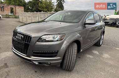 Внедорожник / Кроссовер Audi Q7 2014 в 