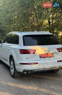 Внедорожник / Кроссовер Audi Q7 2018 в 