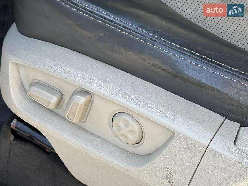 Позашляховик / Кросовер Audi Q7 2006 в Одесі