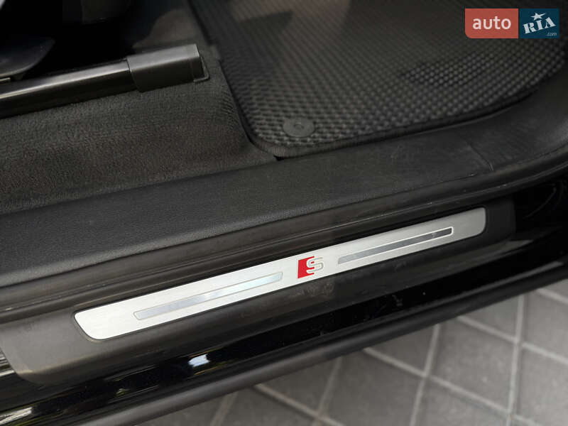 Внедорожник / Кроссовер Audi Q7 2021 в Львове