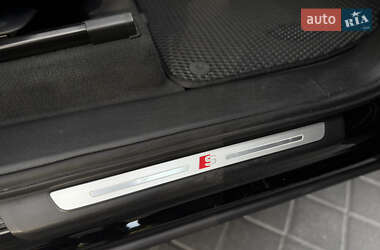 Внедорожник / Кроссовер Audi Q7 2021 в 